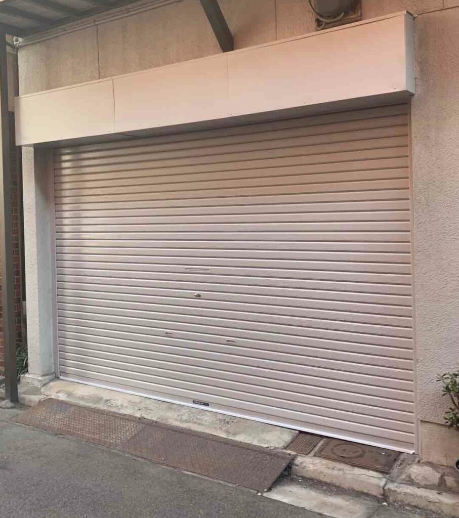 急に重たくなったシャッター